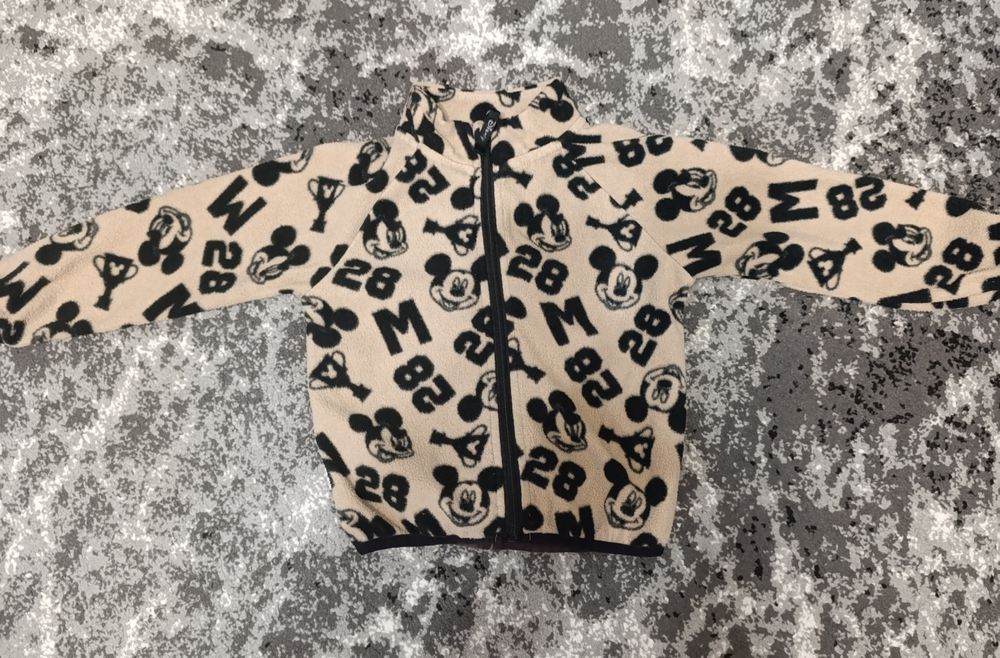 Одяг для дівчинки