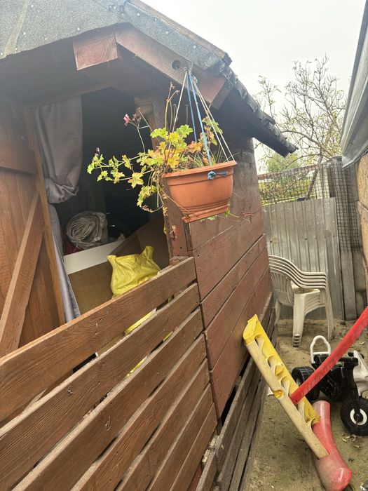 Sprzedam domek  dla dziecka lub dla przechowywania rzeczy