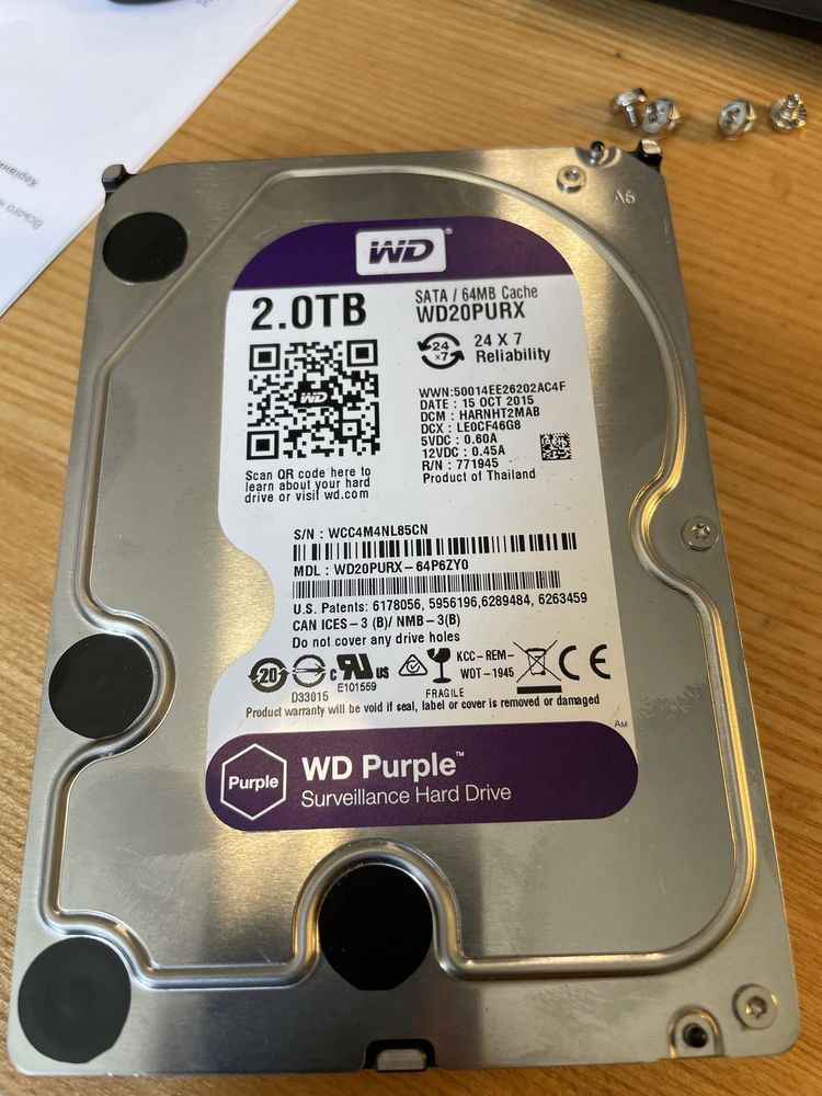 Жорсткий диск 3.5" SATA 2TB WD Purple (WD20PURX)