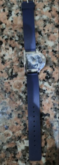 Relógio senhora azul