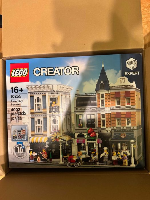 LEGO 10255 Creator Expert - Plac Zgromadzeń