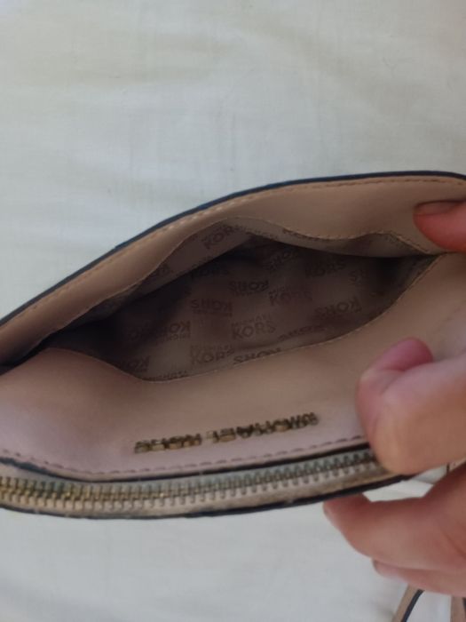 Mala Michael Kors