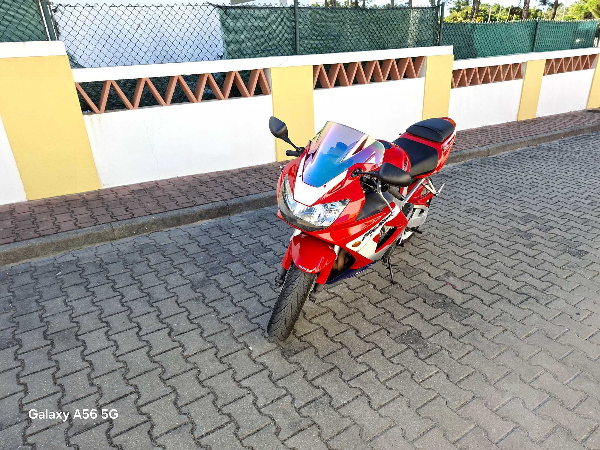 Segue para venda Honda Cbr 929rr