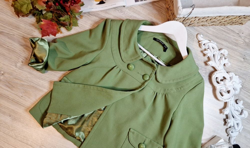 S/M Oliwkowy Płaszczyk Krótka Kurteczka Bolerko Ramoneska Guziki