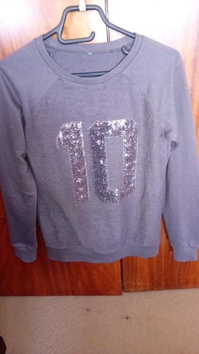 Camisola cinza feminina