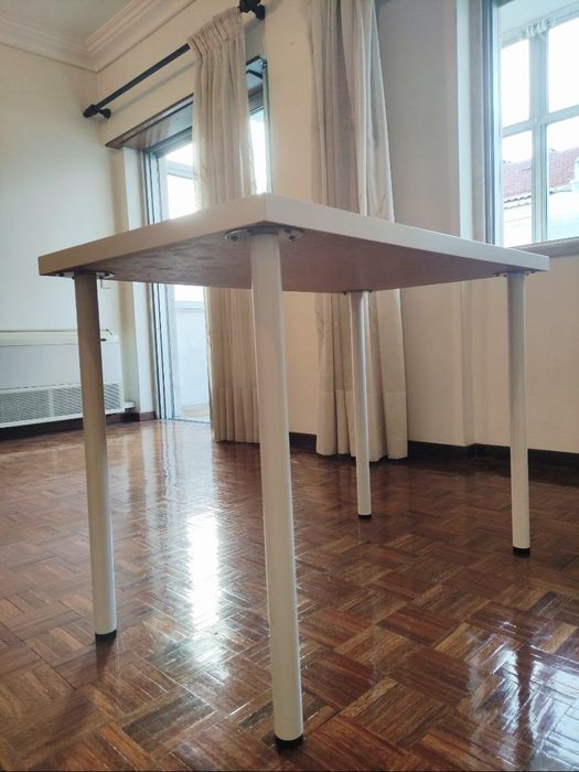 Mesas IKEA LINNMON/ADILS – quase novas – 100x60 (brancas)