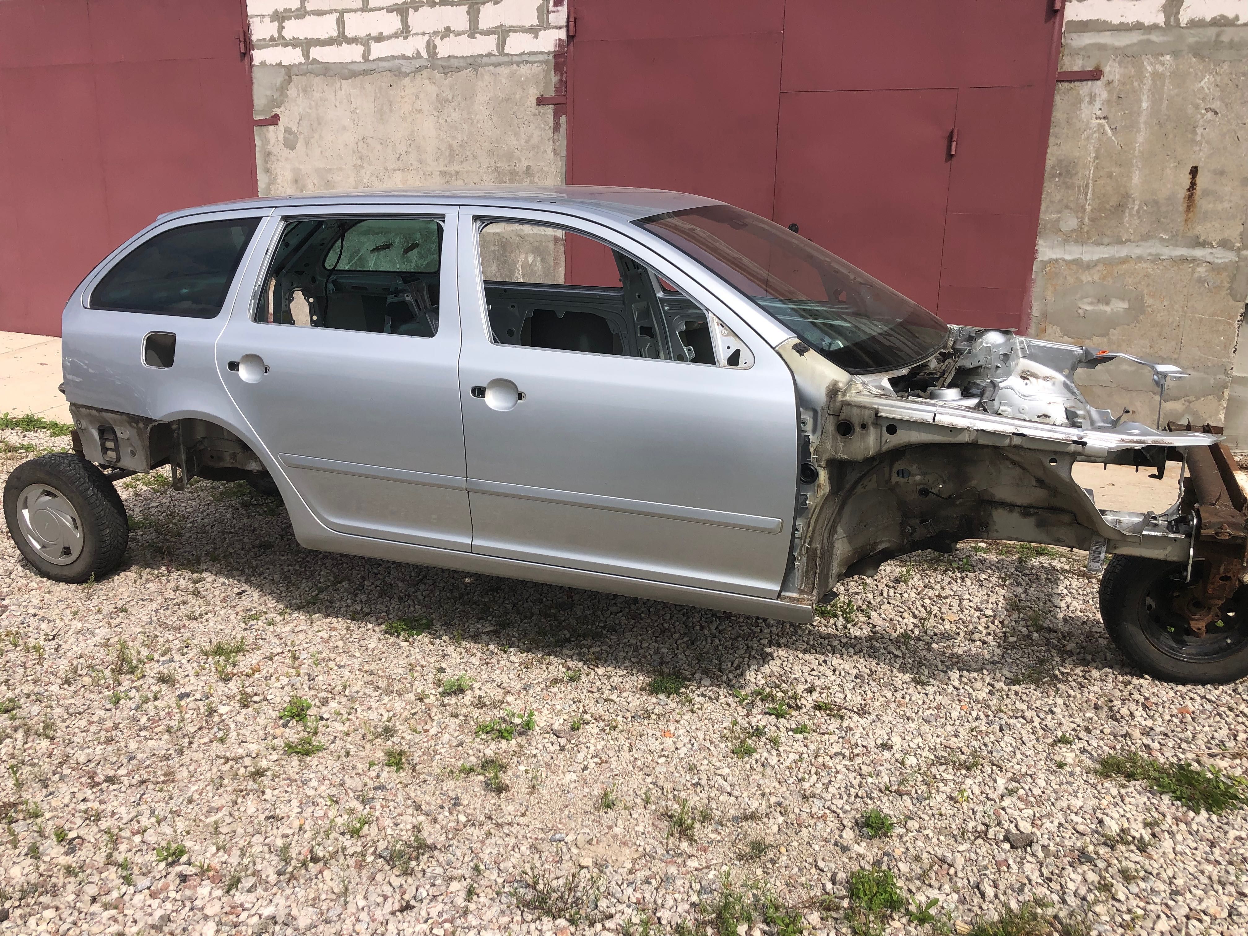 Лонжерон четверть передок Шкода Октавія А5