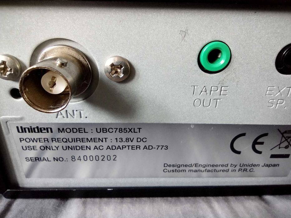 Skaner radiowy Uniden UBC 785 XLT Bearcat + zewnętrzy głośnik Uniden