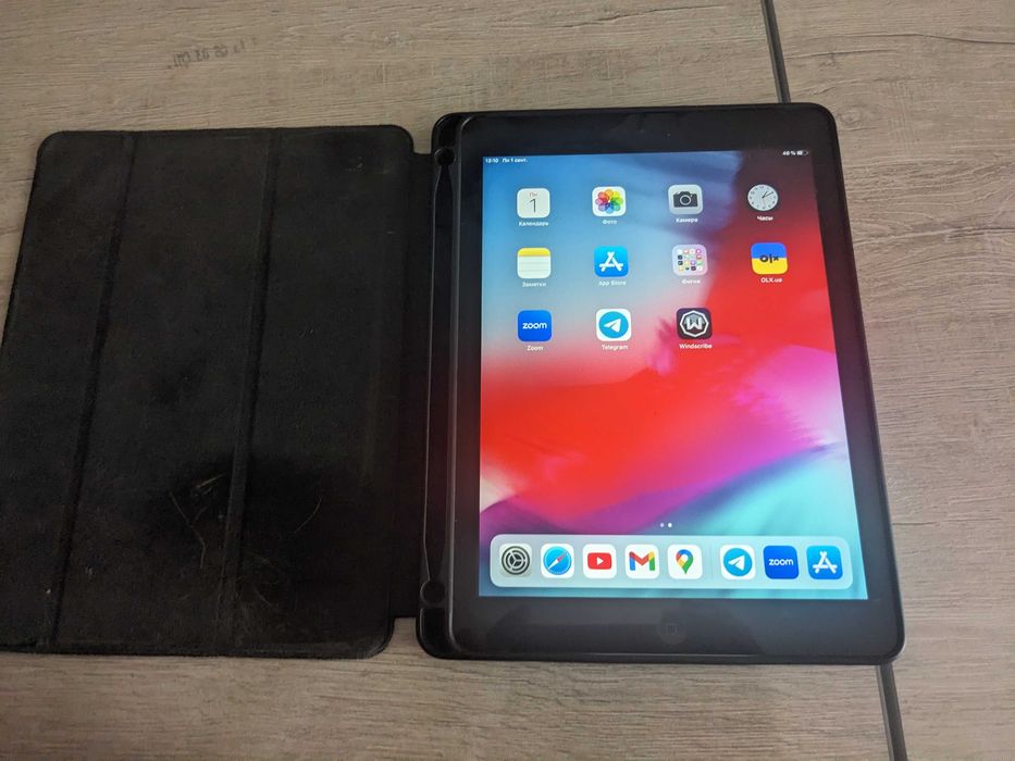 ПланшетApple A1474 iPad Air Wi-Fi 16GB (MD788TU) Silver