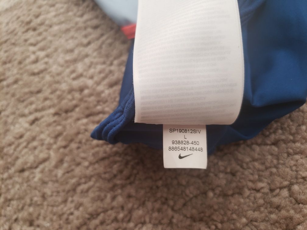 Nike фирменные шорты детские L унисекс