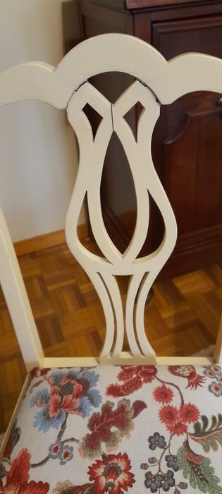 Par de cadeiras lacadas