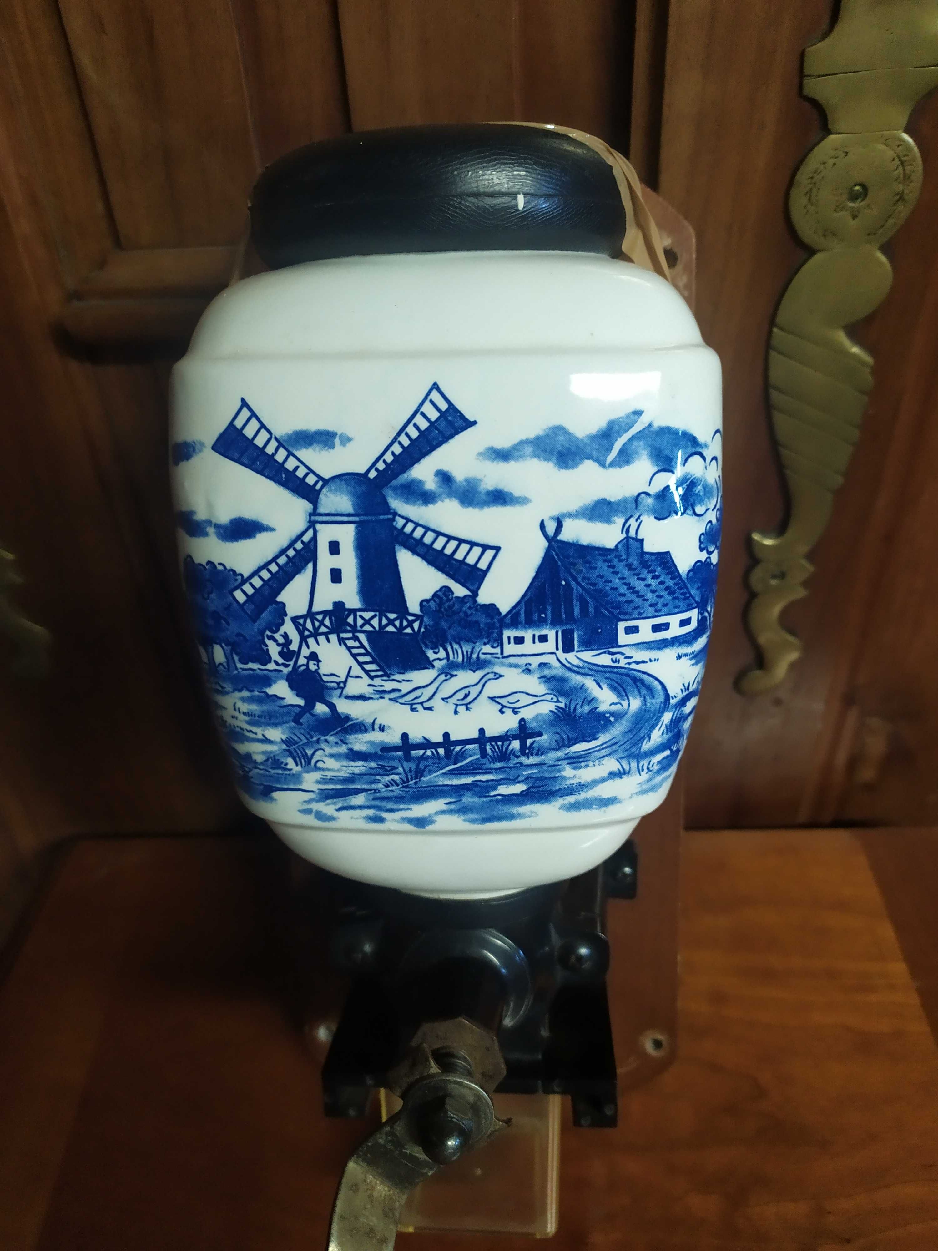 Młynek ceramiczny