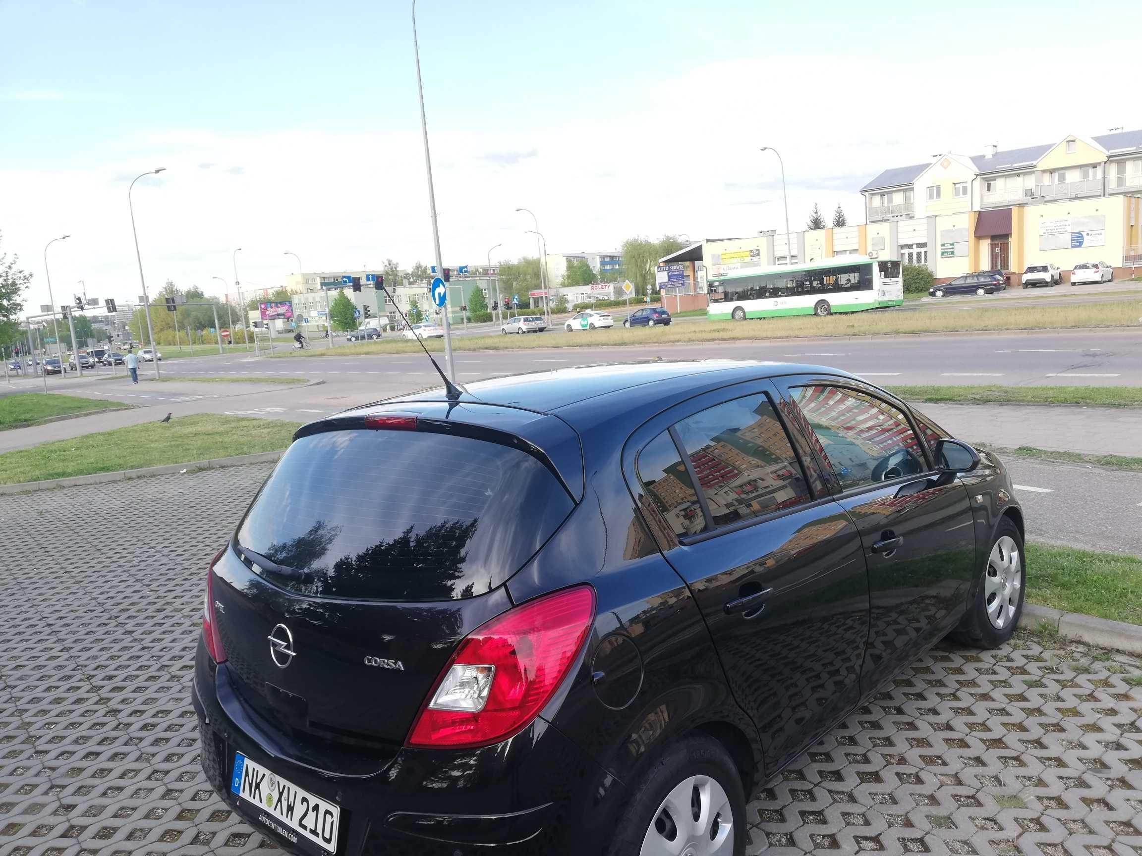 OPEL CORSA BENZYNA 1,2 lift AUTOMAT 2011 bogata wersja