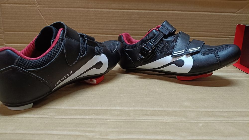 Buty rowerowe Peloton z blokami rowerowymi rozm.44