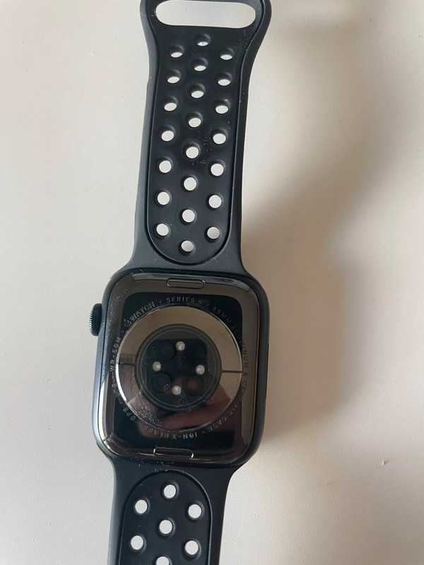 Apple Watch Séries 8 (GPS + Cellular)