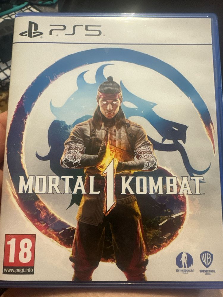 Продам игру Mortal Kombat 1