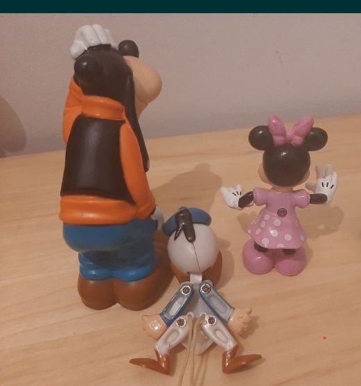 Disney  Baba Looey El Kabong Mickey Minnie Pateta Donald