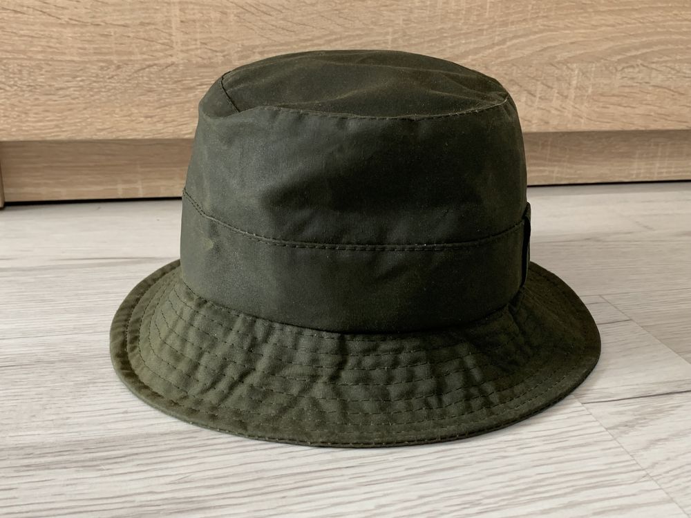 Barbour_Kapelusz Bucket Hat Woskowany Olejak Meski Roz.M