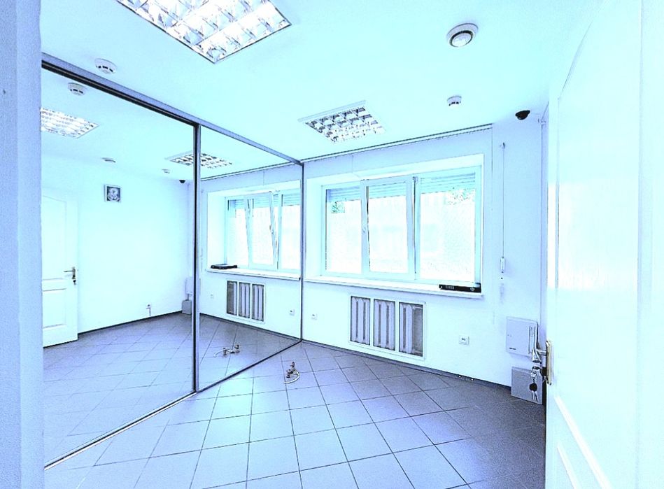 Фасад. Площа S= 60 m2. Салон.