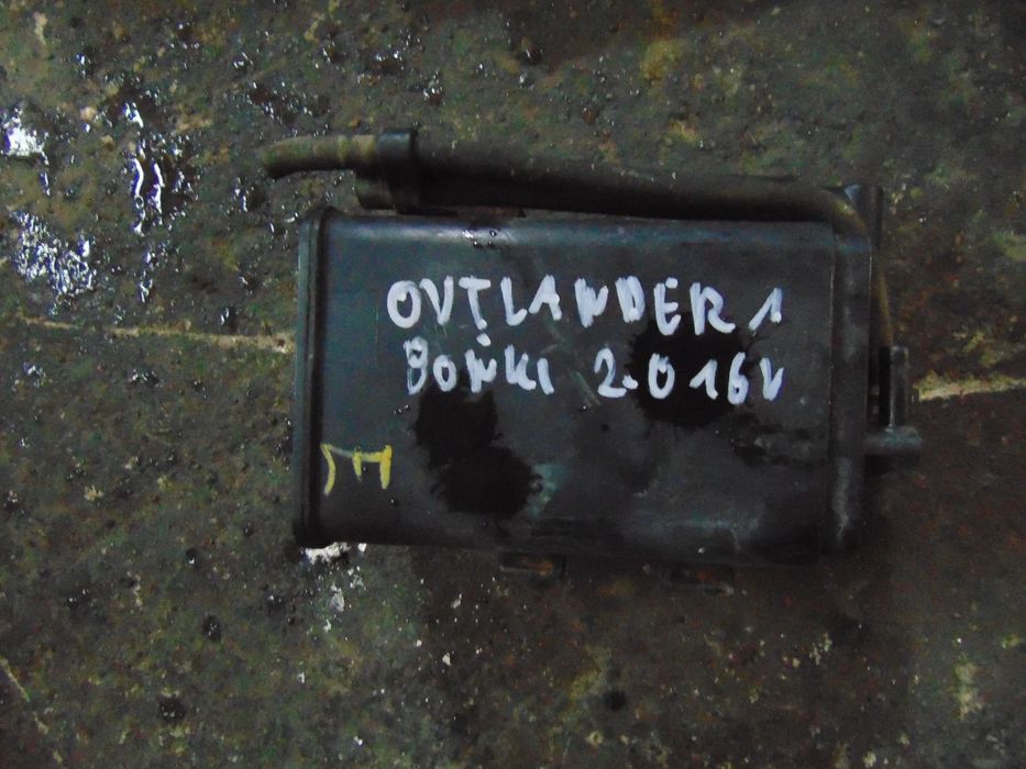 Obudowa powietrza wylotowego mitsubishi outlander 1 2,0 16 v