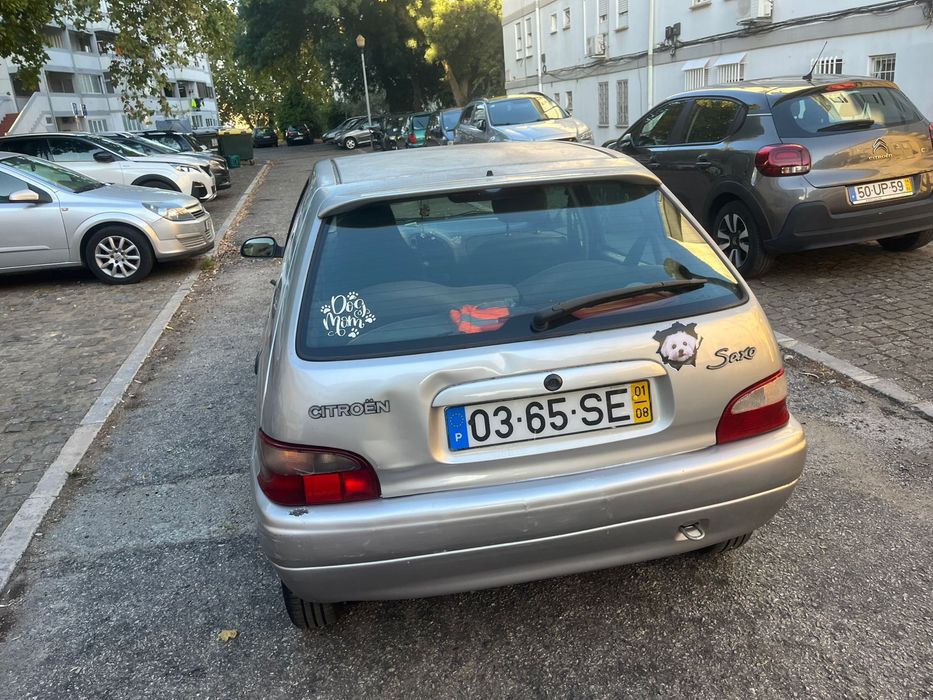 Citroën Saxo 1.1 (2001) — Usado, com detalhes