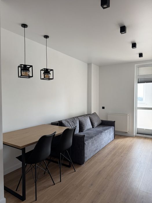 Оренда вул.Стрийська 45 новобуд з ремонтом .Кухня студія та спальня