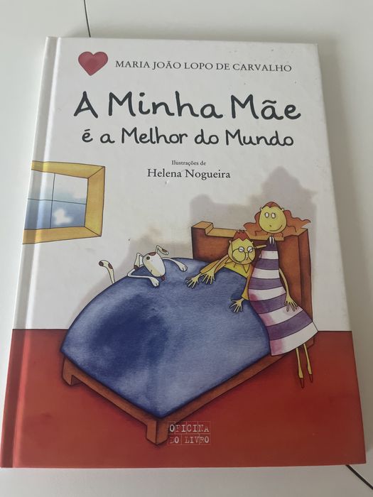 Livro " A minha mãe é a melhor do Mundo" capa rija