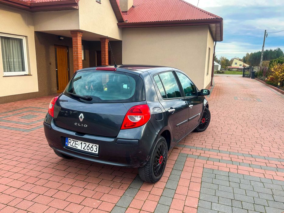 Renault Clio 1.2 Turbo. Bezyna. 2007r.