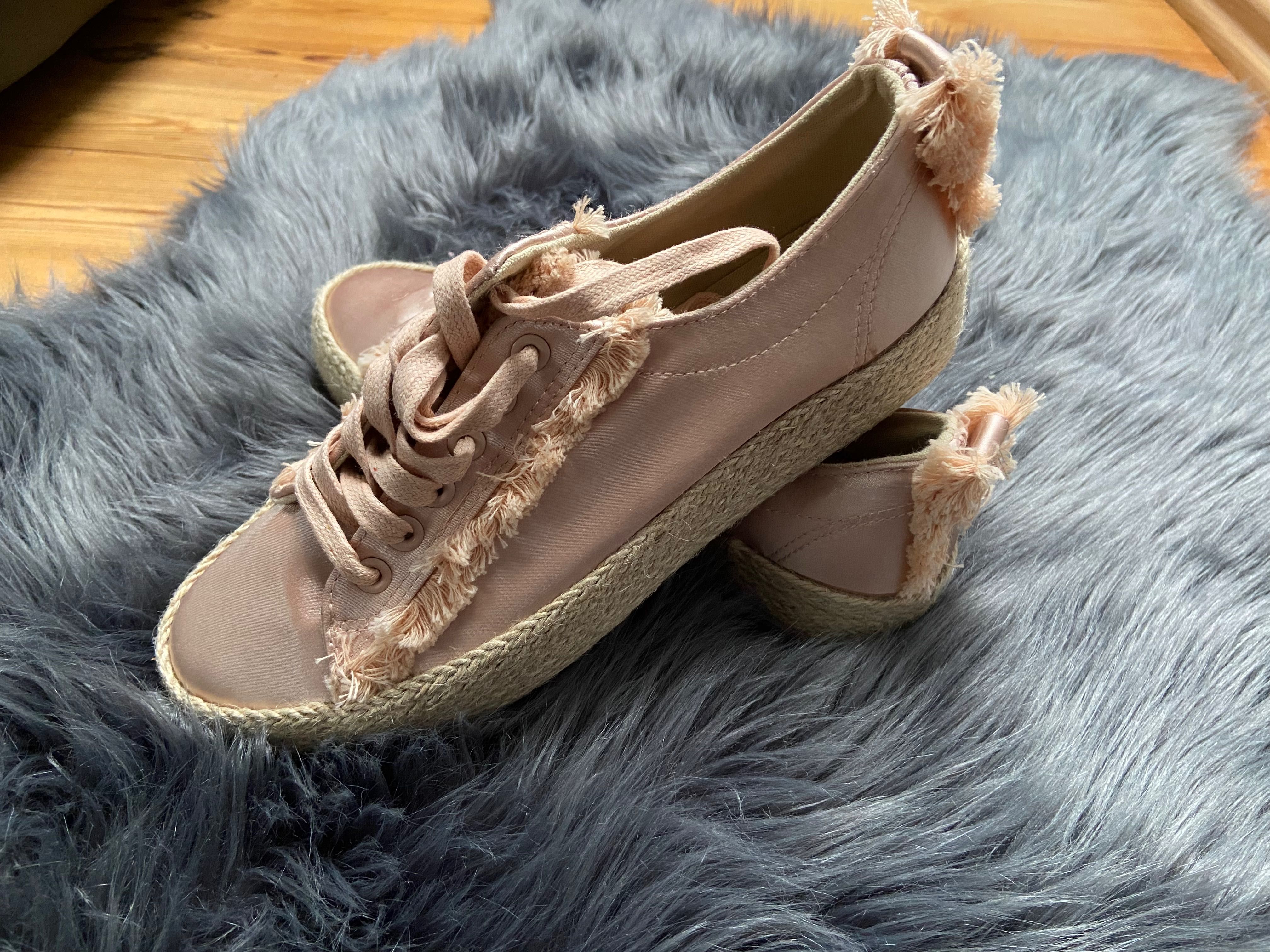 Nowe buty sznurkowe/espadryle Kitters