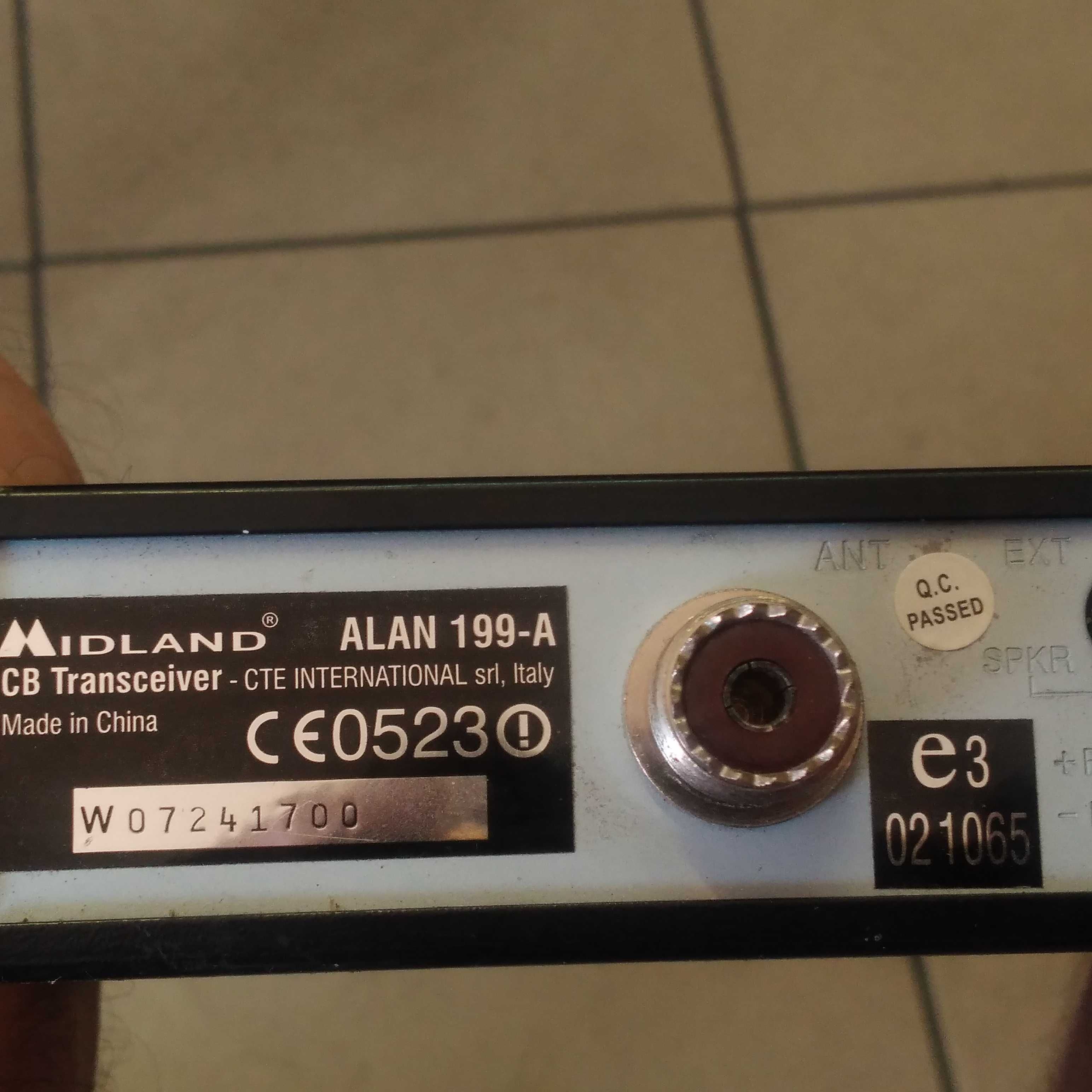 CB-RADIO bez słuchawki MIDLAND 
Zachęcam do zakupu