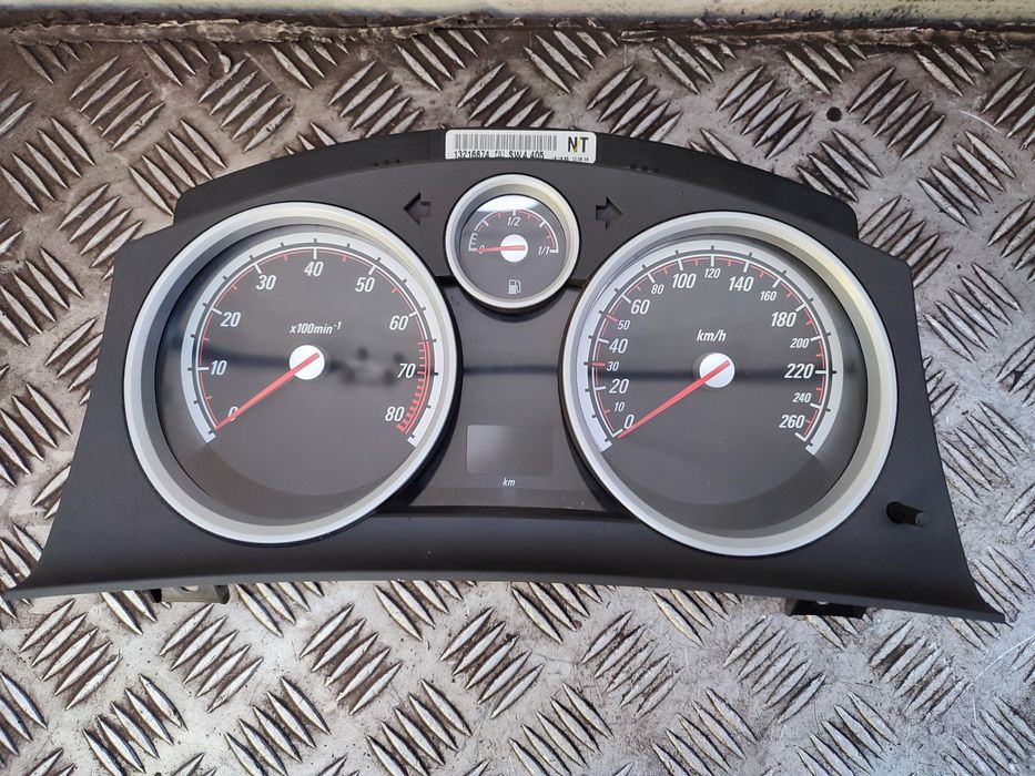 Opel Astra III H 1.8 16V komputer stacyjka immobiliser licznik