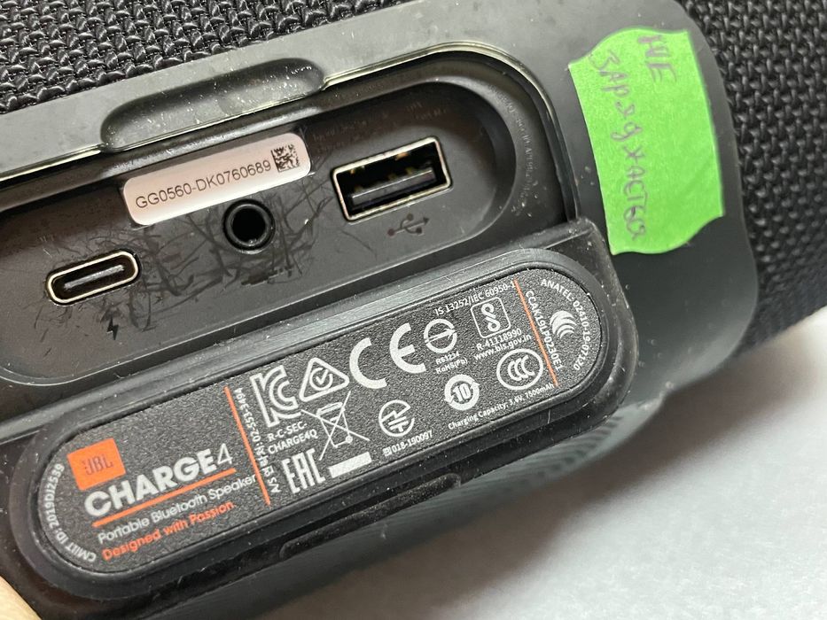 Блютуз колонка JBL Charge 4