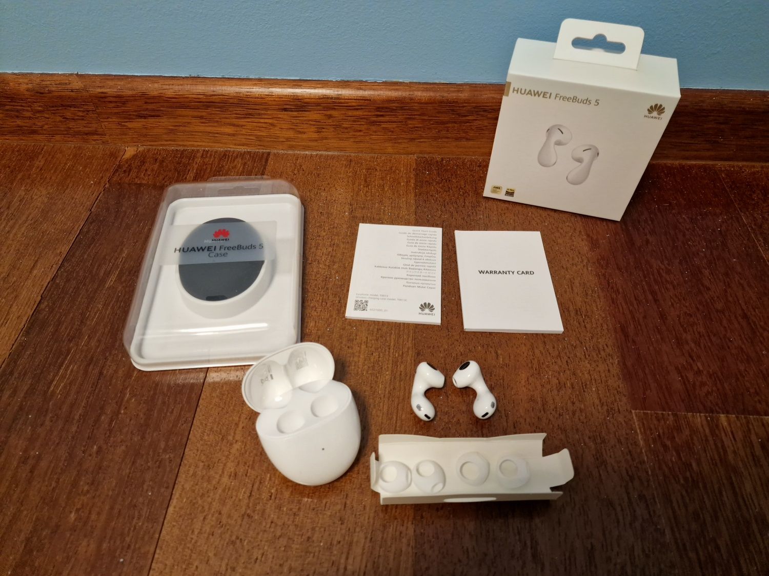 Słuchawki Huawei FreeBuds 5 bezprzewodowe, douszne, używane