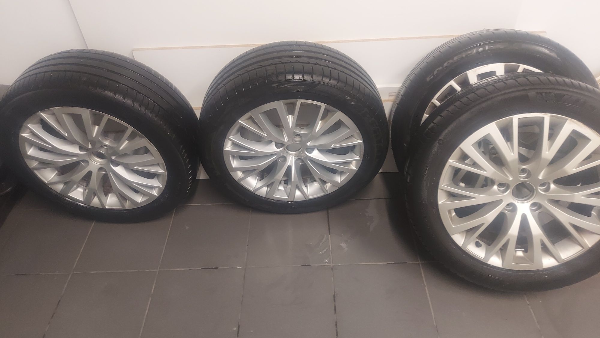 Sprzedam felgi z oponami VW sharan