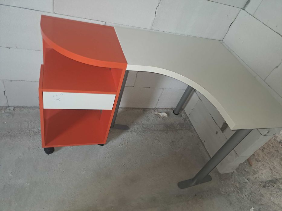 Biurko z szafką IKEA - możliwy transport