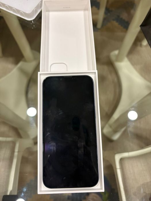 iPhone 13 128GB midnight