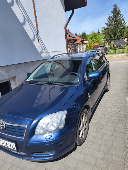Toyota Avensis 2.2