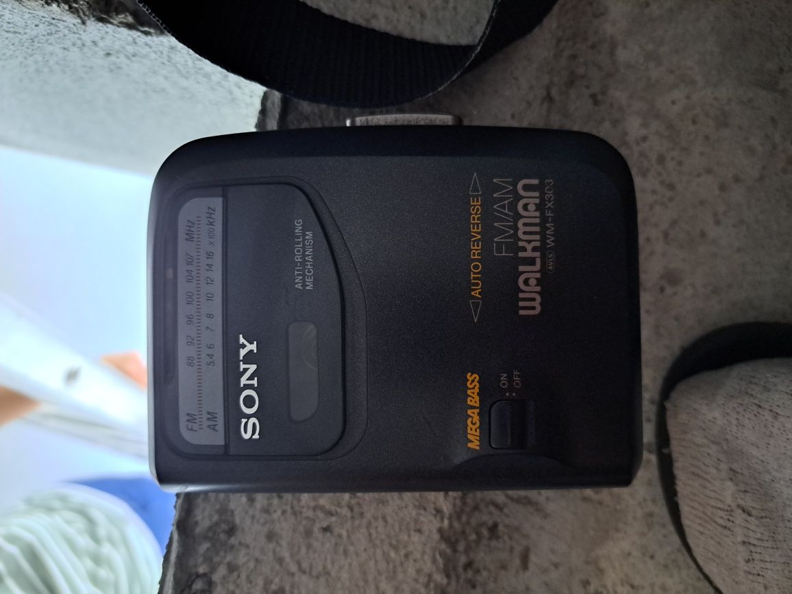 Sony Handycam Video Hi8 – câmara vintage anos 90 



Desc