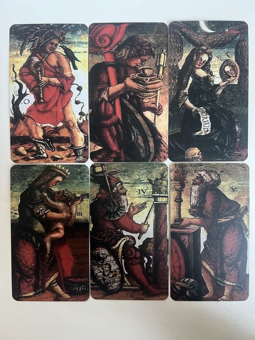 Власні колоди таро