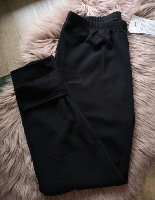 Czarne ocieplane legginsy 6xl do 7xl