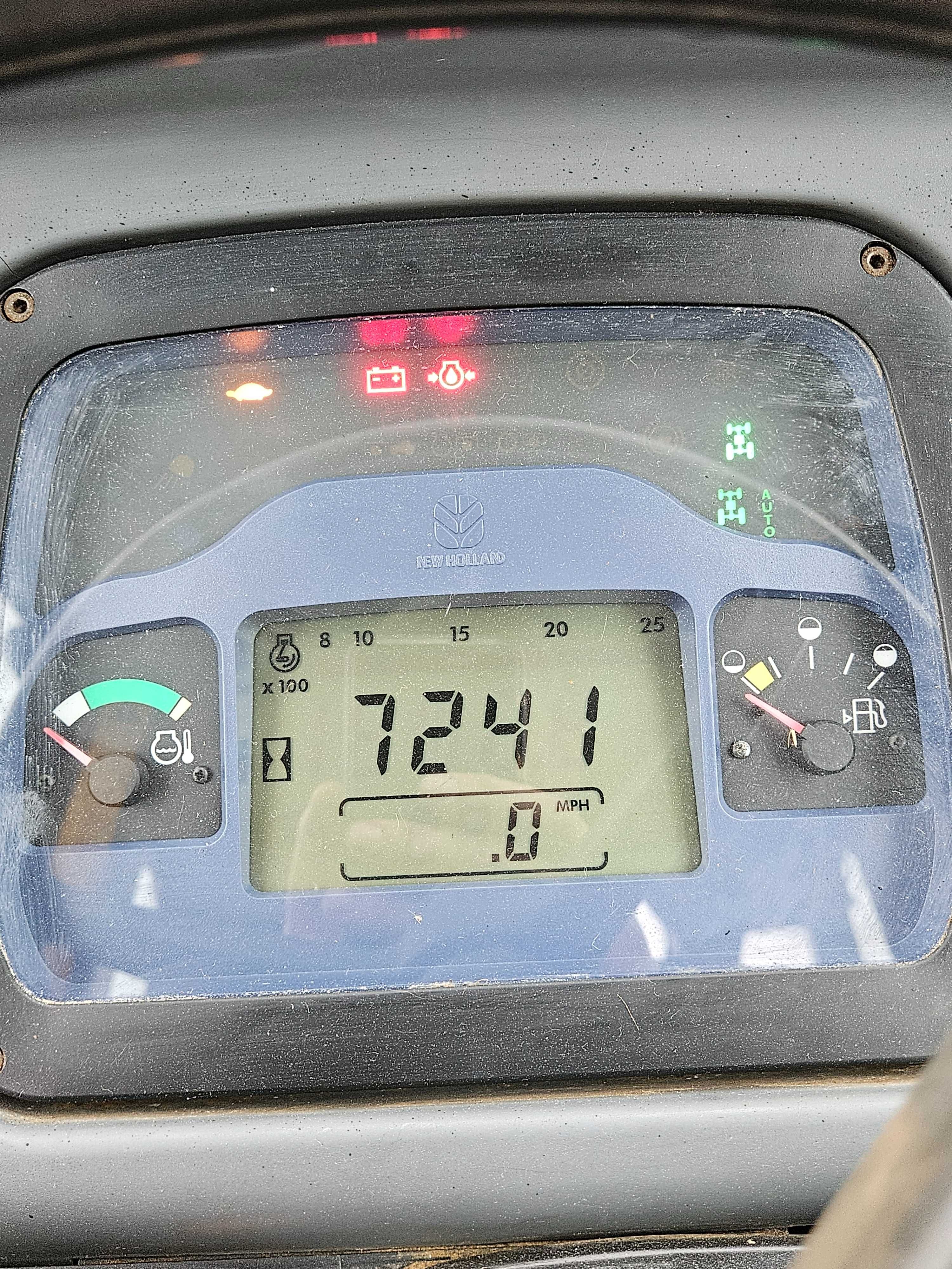 Sadowniczy New Holland TN75 N