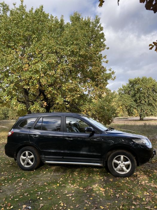Продаю Hundai Santa fe