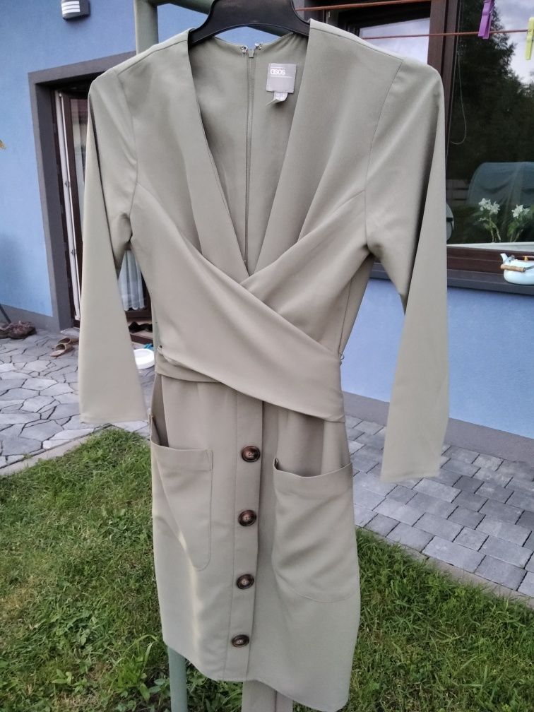 Sukienka Asos, kolor Khaki, roz. 34, midi, dekolt V, ciekawe wiązanie