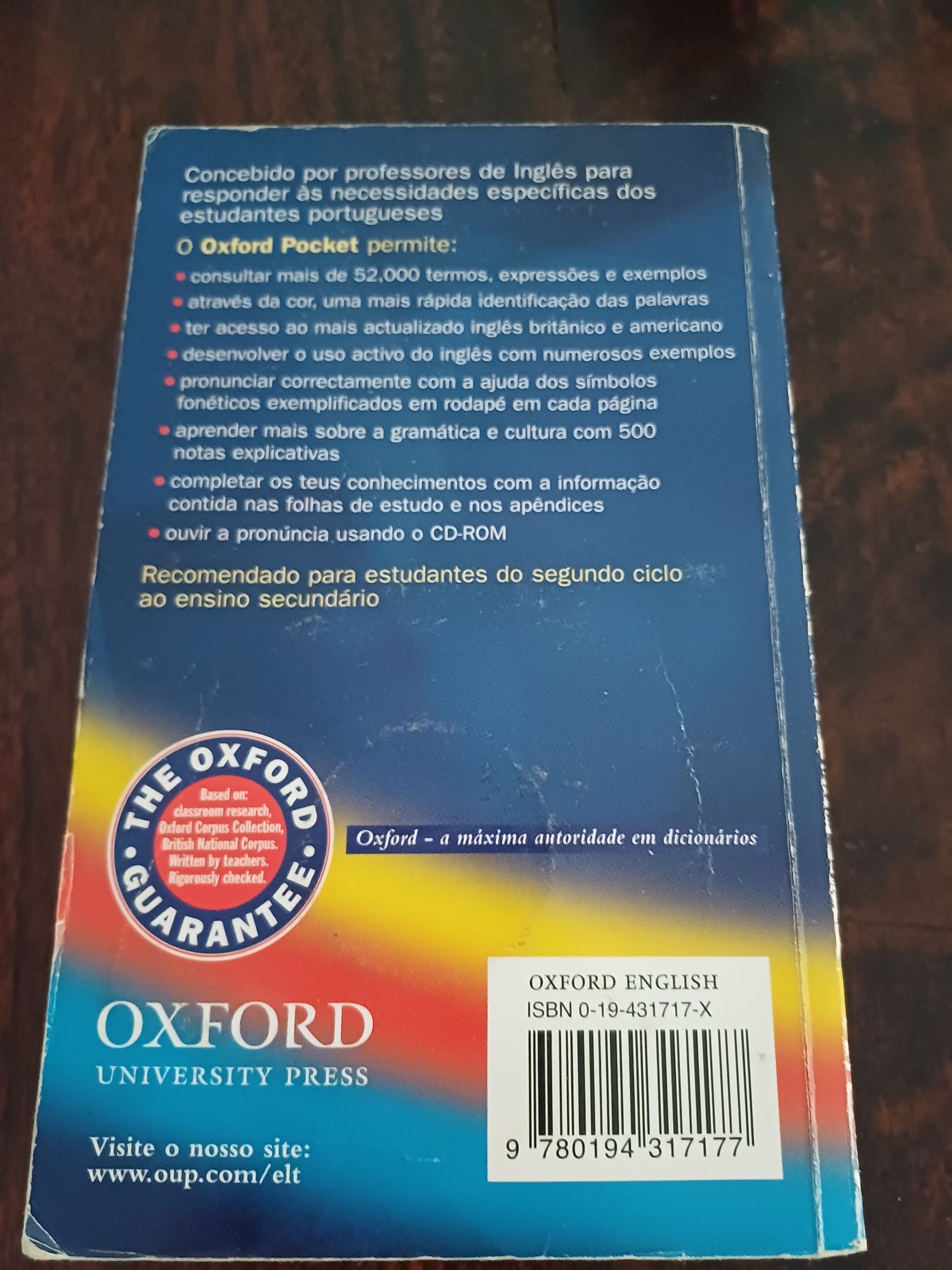 Dicionário Português-Inglês  Inglês-Português