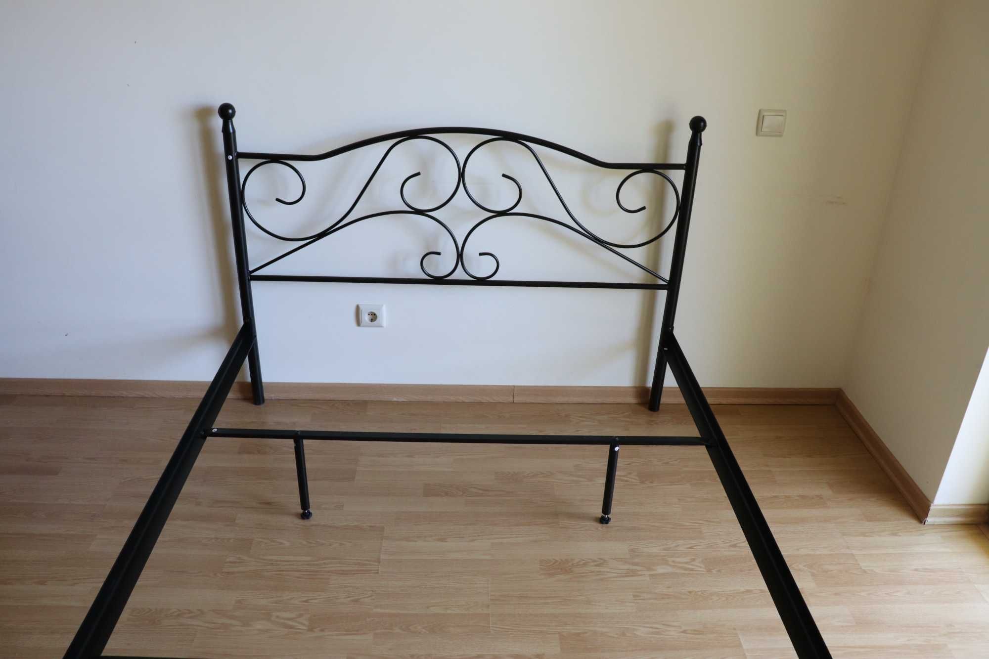 Estructura de Cama - Modelo Amélie - 190cm x 140cm