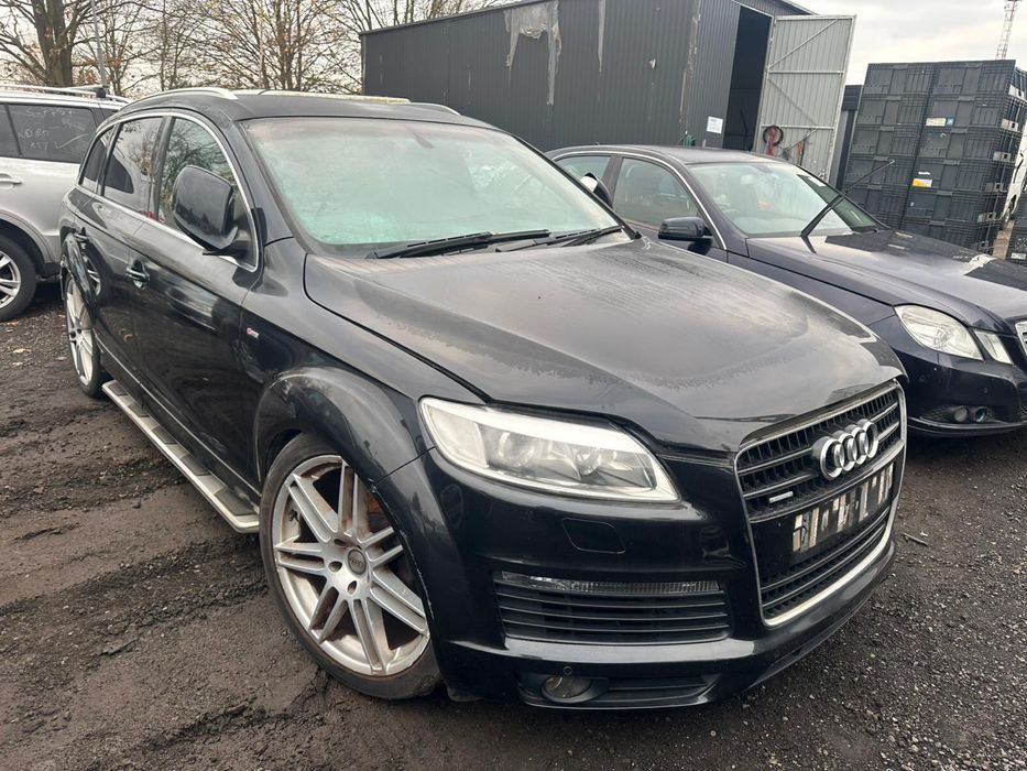 Audi Q7 S line silnik 3.0 TDI BUG 2006r,Anglik z kluczykami