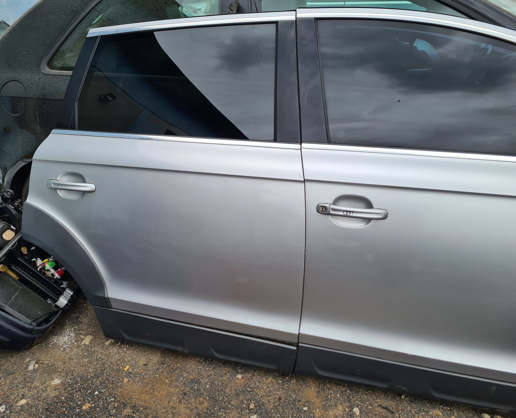 KOMPLETNE DRZWI prawe przód tylne prawy Offroad Cross AUDI Q7 4L LY7W