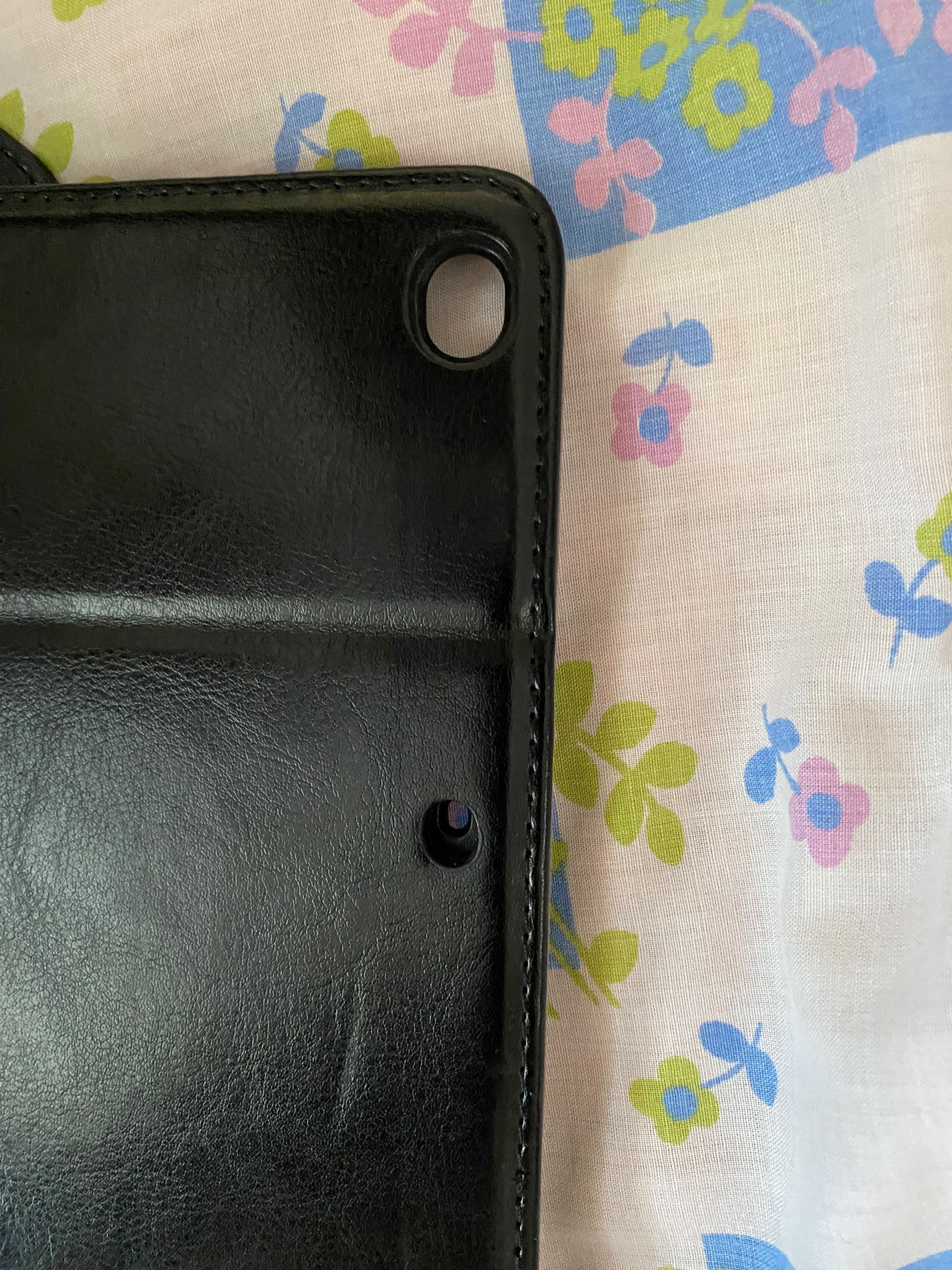 Etui, osłonka na tablet