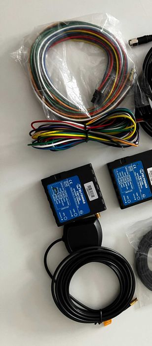 Lokalizator GPS GSM Teltonika FM1100 + anteny