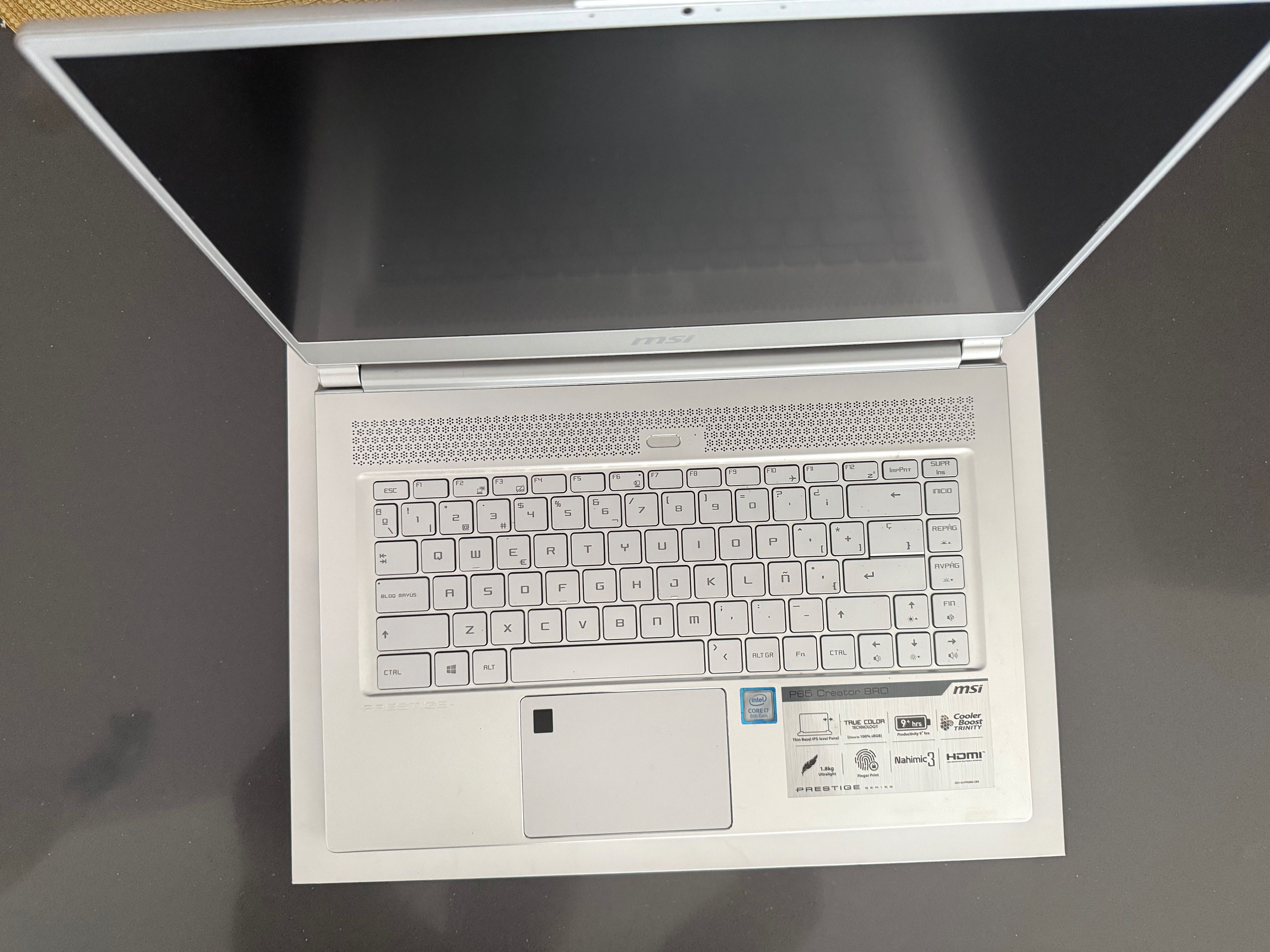 MSI P65 Creator 8RD 15,6'' - i7-8750H / GTX 1050Ti - URGENTE
